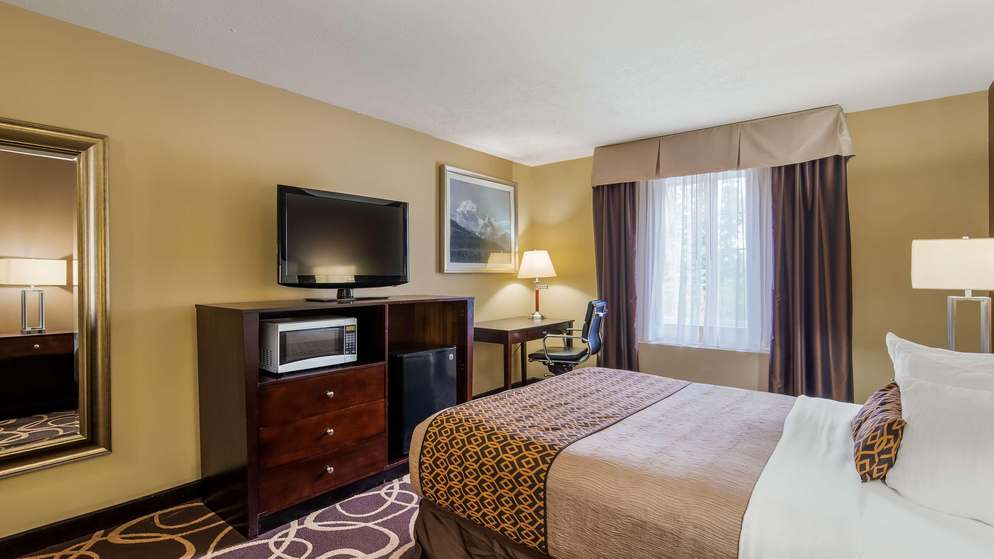 Best Western Plus Pioneer Park Inn Fairbanks Bagian luar foto